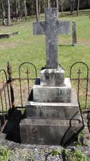 
Neil DOHERTY
d: 17 Jan 1907 aged 45

Atherton Pioneer Cemetery (Samuel Dansie Park)


