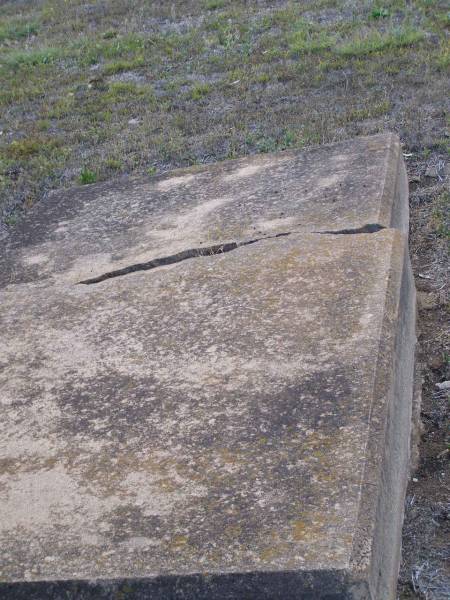 Bergen Djuan cemetery, Crows Nest Shire  | 