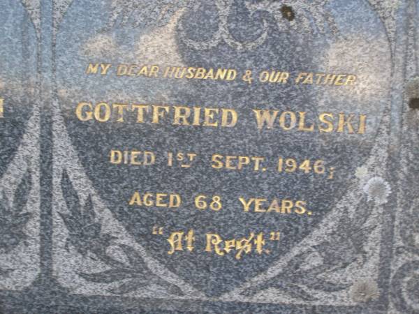 Elise A. WOLSKI, mother,  | died 5 April 1974 aged 98 years;  | Gottfried WOLSKI, husband father,  | died 1 Sept 1946 aged 68 years;  | Bergen Djuan cemetery, Crows Nest Shire  | 