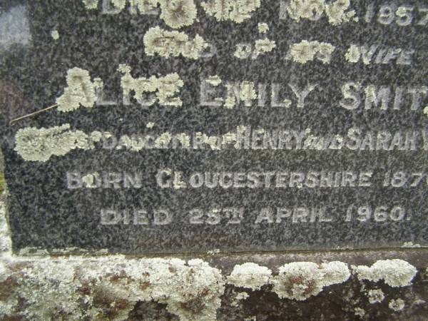 Ernest Club SMITH,  | son of George and Jane SMITH,  | born 17 Jan 1891,  | died 11 Nov 1957;  | Alice Emily SMITH,  | wife,  | daughter of Henry and Sarah WINDOW,  | born Gloucestershire 1876,  | died 25 April 1960;  | Cressbrook Homestead, Somerset Region  | 
