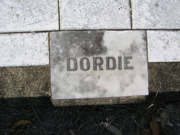 Doreen (Dordie) MORGENSTERN,  | died 12 July 1937 aged 7 years;  | Emu Creek cemetery, Crows Nest Shire  | 