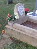 Elaine Edna MANZ,
died 28 Oct 1985 aged 46 years;
Helidon General cemetery, Gatton Shire