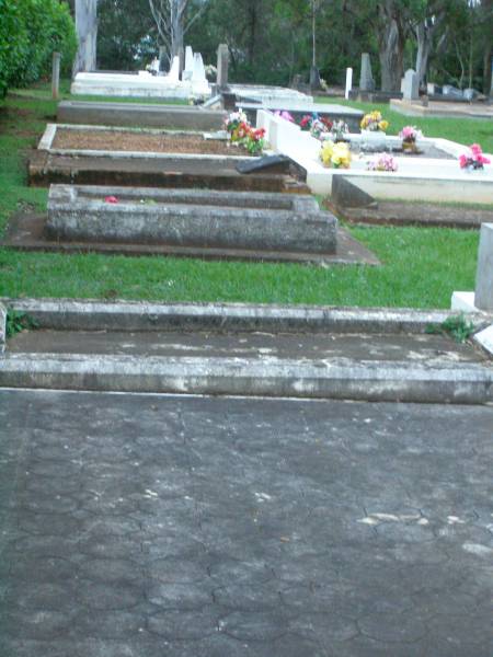 Lawnton cemetery, Pine Rivers Shire  | 