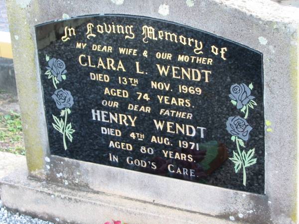 Clara L. WENDT, died 13 Nov 1969 aged 74 years, wife mother;  | Henry WENDT, died 4 Aug 1971 aged 80 years, father;  | Lowood Trinity Lutheran Cemetery (Bethel Section), Esk Shire  | 