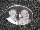 Ernest John HOWDEN,
husband father grandad great-grandad,
22-1-1903 - 14-8-1997;
Daisy Maud HOWDEN,
wife mother nana great-nana,
17-12-1905 -6-3-1999;
married 9-1-1934;
Ma Ma Creek Anglican Cemetery, Gatton shire
