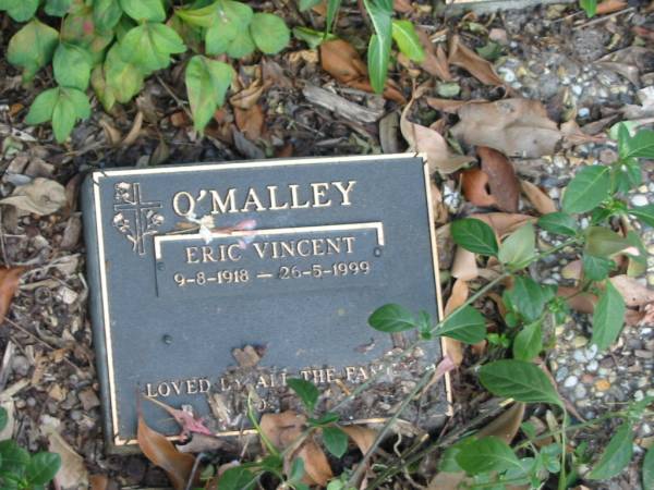 Eric Vincent O'MALLEY,  | 9-8-1918 - 26-5-1999;  | Mudgeeraba cemetery, City of Gold Coast  | 