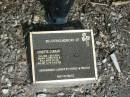 Lynette CURRAN,
18-2-1945 - 22-10-2006,
wife of Jim;
Mudgeeraba cemetery, City of Gold Coast