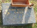 Toni Suellen GREEN,
1-8-49 - 17-1-98 aged 48 years;
Mudgeeraba cemetery, City of Gold Coast