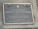 Euryalus Golda HUGGARD,
28-7-1904 - 5-1-1994,
mother of Stuary & Vallery,
grandmother great-grandmother;
Mudgeeraba cemetery, City of Gold Coast