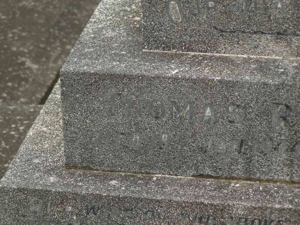 Thomas REYNOLDS,  | father,  | died 19 Jan 1944 aged 73 years;  | Jessie Evelyn REYNOLDS,  | wife mother,  | died 15 Jan 1948 aged 66 years;  | Murwillumbah Catholic Cemetery, New South Wales  | 