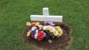 Colleen McCULLOUGH ROBINSON
Norfolk Island Cemetery