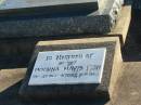 Moorna Mavis FISH, wife,
died 30 Oct 1985;
Plainland Lutheran Cemetery, Laidley Shire