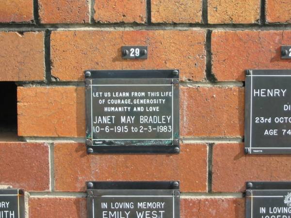 Janet May BRADLEY  | 10-6-1915 to 2-3-1983  |   | Sherwood (Anglican) Cemetery, Brisbane  | 