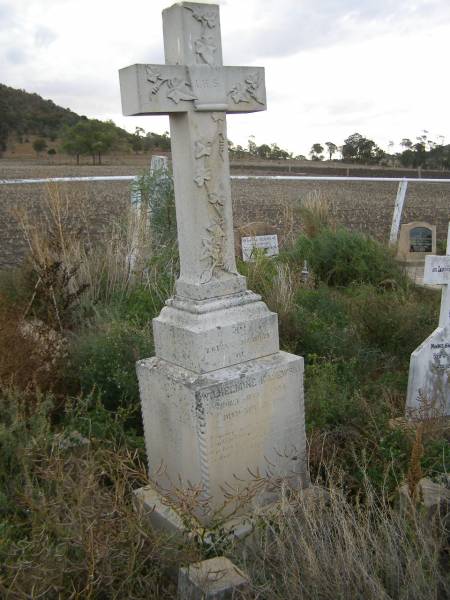 Wilhelmine KAJEWSKI,  | born 1 May 1887,  | died 21 Nov 1911;  | Silverleigh Lutheran cemetery, Rosalie Shire  | 