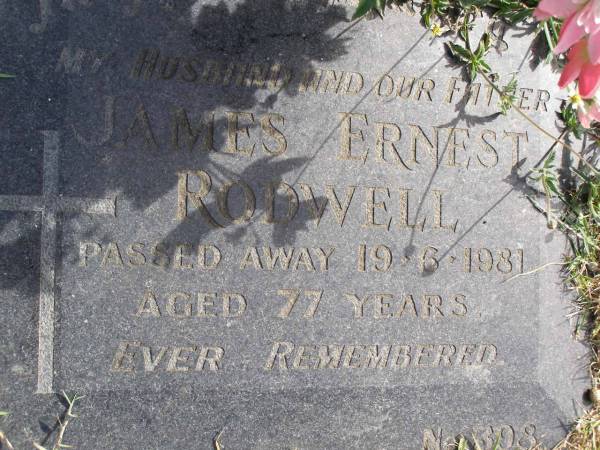 James Ernest Rodwell  | d: 19 Jun 1981, aged 77  | Woodhill cemetery (Veresdale), Beaudesert shire  |   | 