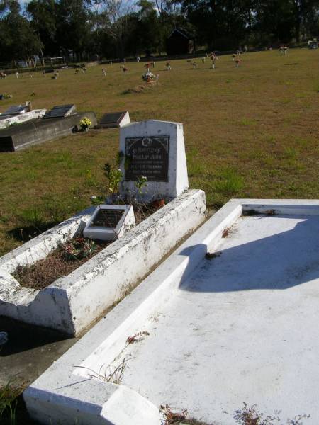 Phillip John  | (infant son of) H.E. - I.R. Freeman  | 25 Mar 1955  | Bevan Harold Freeman  | b: 26 Aug 1959?  | b: 23 Aug 1997  | Woodhill cemetery (Veresdale), Beaudesert shire  |   | 