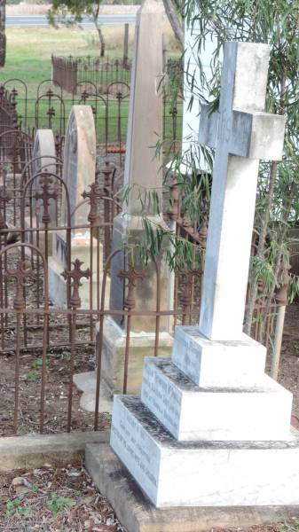   | Yandilla All Saints Anglican Church with Cemetery  |   | 